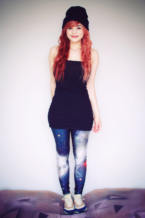 xthecoldfrontx:  instagram: thesoundofbreakingup xthecoldfrontx.tumblr.com leggins from itisallaboutswag.com/