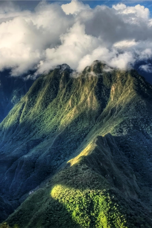 expressions-of-nature:  Lost in the Clouds by: Redblur