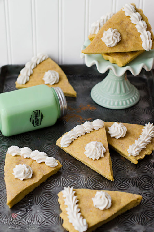 confectionerybliss: Pumpkin Pie Shortbread Cookies | Bakingdom