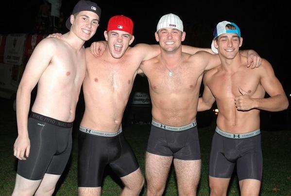 allofthelycra:Follow me for more hot guys in lycra, spandex, and other sports gear