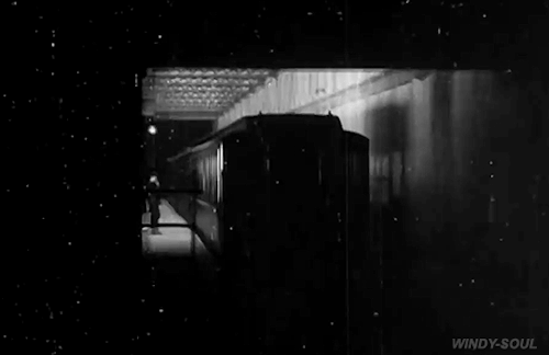barbara-stanwyck:Following the New York City subway from 14th to 42nd street. Filmed by G.W. Bitzer 