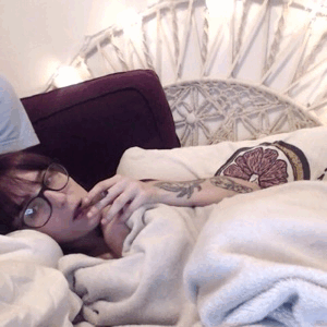 sadbaffoon:  Blunts with bby