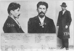 historicaltimes:  Stalin mugshot 1911 Tsarist