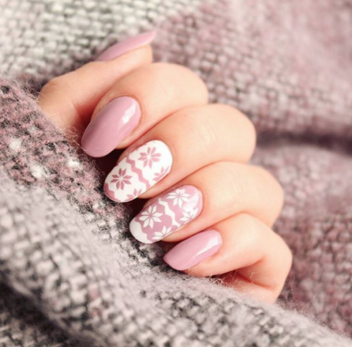 nailpornography - Christmas Sweater NOTW inspiration!