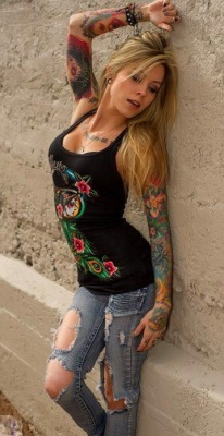 tattooedladiesmetal:  Tessa Rae