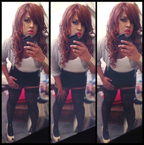 caramelglamourblog:  me :)