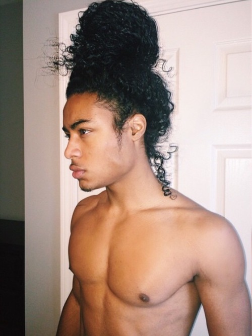 BLACK HAIR: 8 BEST MAN BUNS SPOTTEDWe have to admit it… sometimes the man bun has us feeling some ty