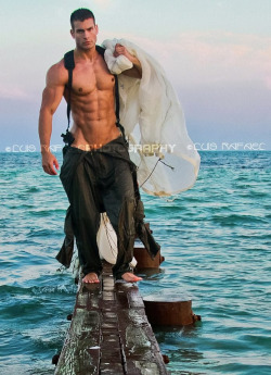 billyraysorensen: Studly on the pier …