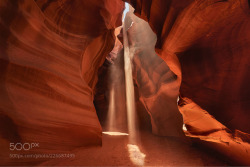 socialfoto:Antelope Canyon - Sun Beams by joe_schmied #SocialFoto