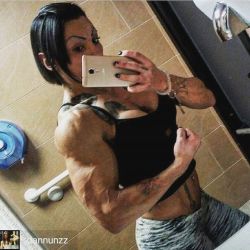 Srbascon:  @Regranned From @Dannunzz  -  😍💪 Claudia 💪😍 Follow This Gougeous