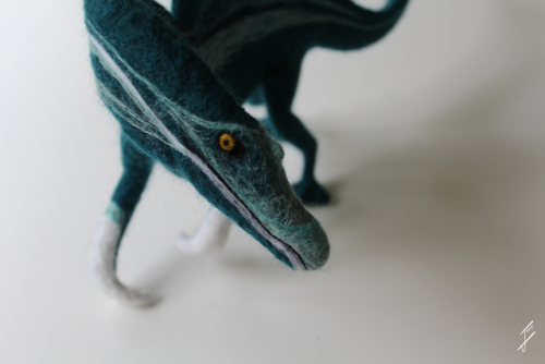 theyrecirclin: I needle felted a Spinosaurus! He’s a gift for one of my lecturers. He took aro