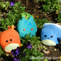 geek-studio:  Super cute Cubed Pokemon Plushies from Labrattish 