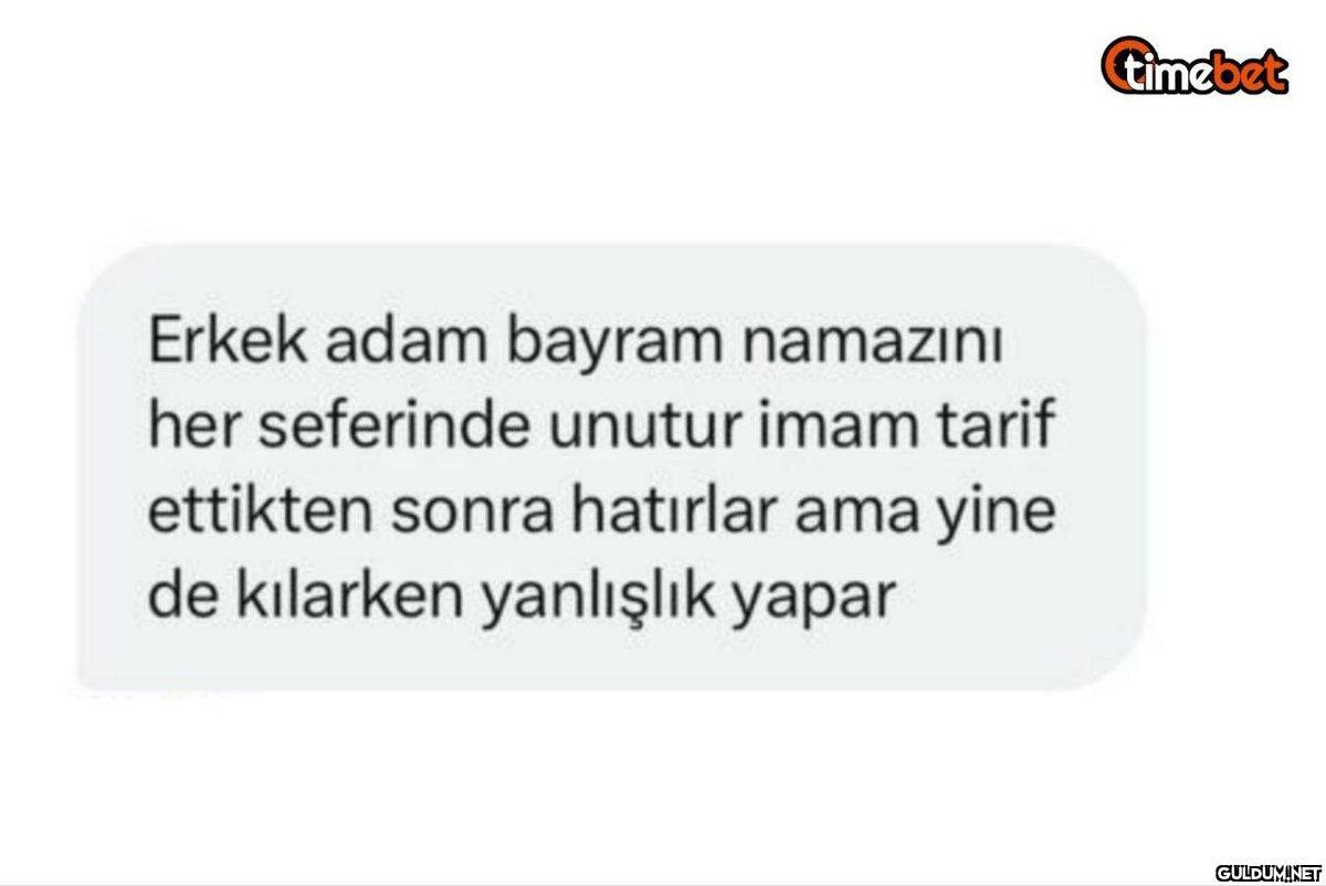 Erkek adam bayram namazını...