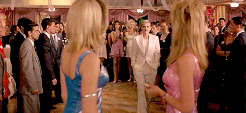 blairwarner:Romy and Michele’s High School Reunion (1997) dir. David Mirkin