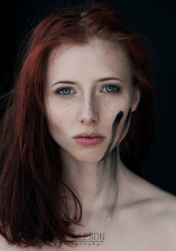 Absolutely Love The Freckles On This Girl Along With Her Red Hair And Beautiful Eyes