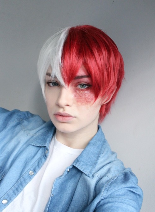 i didn&rsquo;t get any photos when i first cosplayed todoroki at metrocon last year so here he i