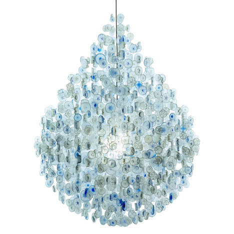 littlelimpstiff14u2:  Stuart Haygarth Turning various forms of flotsam into fashioned design piece is nothing new, as we’ve seen with his Tide Chandelier. Although trained in graphic design and photography, Haygarth’s fresh approach to found objects: