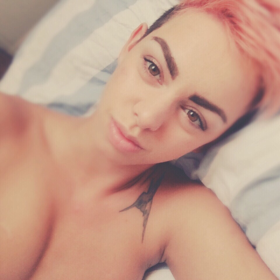araxielangley:Bed lazes