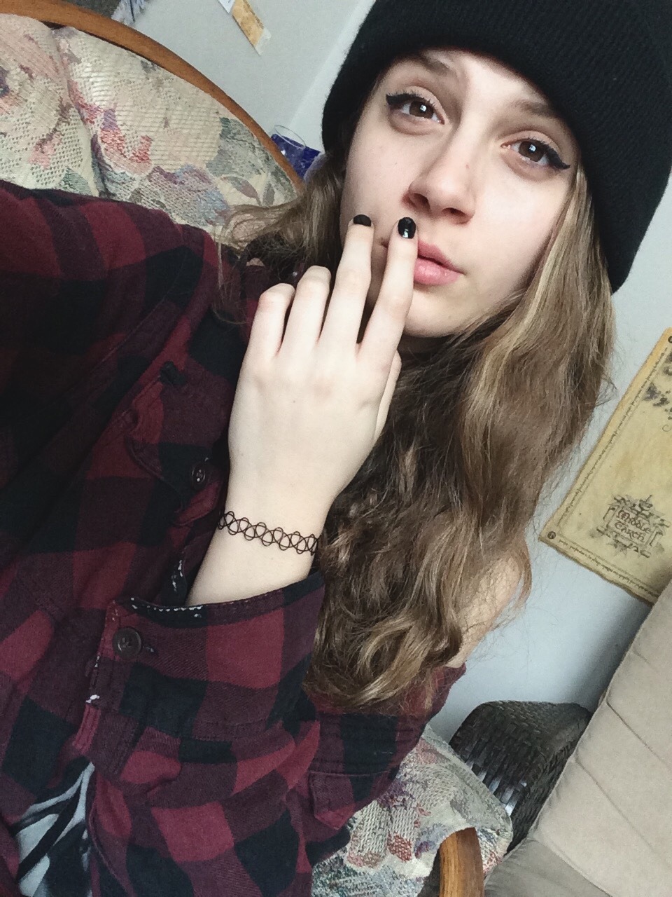 crystalbud:indic4:strange days have found us  Babe