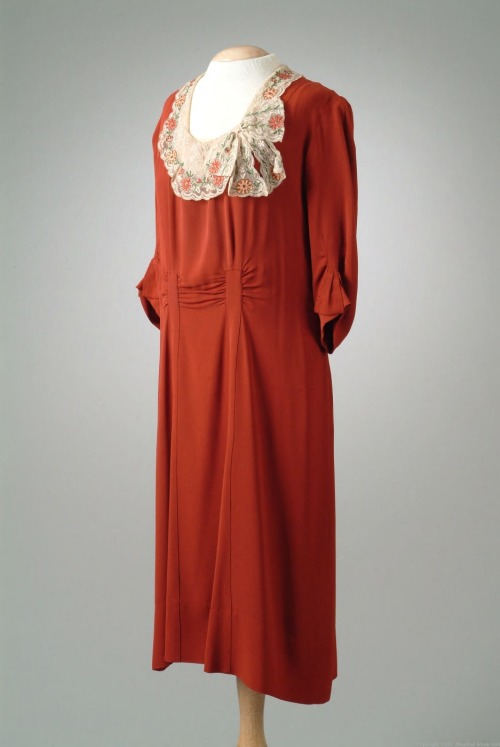 Dress, Peggy Hoyt, crepe with collar of embroidered silk (georgette?) and lace, 1937.Meadowbrook Hal