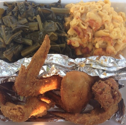 afro-arts:  Motor City Soul Food  Detroit, MI  CLICK HERE for more black owned businesses! 