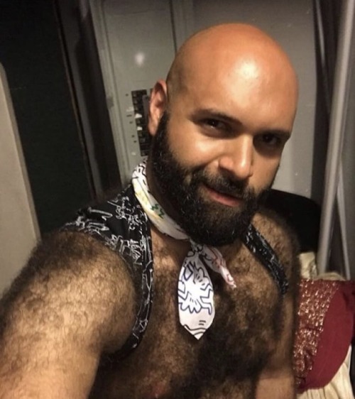 beardburnme:  Dangilogogo instagram