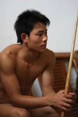 yumyumasianhunks:  yum yum Asian hunks. check out my blog