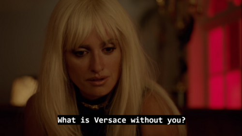 Gianni and Donatella Versace in American Crime Story.