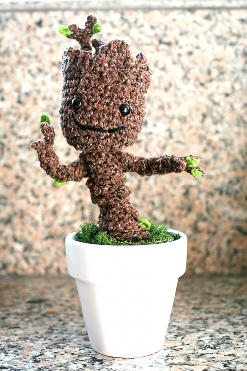 batmanandsobbin:
“ probablymyself:
“ dbvictoria:
“ Free Crochet Pattern: Potted Baby Groot from Guardians of the Galaxy
”
Brenda!
”
SCREECH. I need to go to michaels to get the stuff to make this!
”