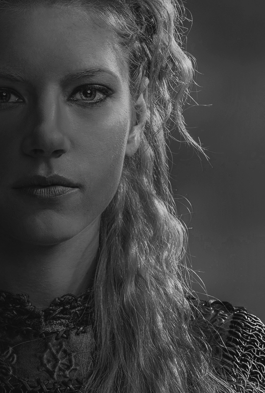 katheryn winnick daily