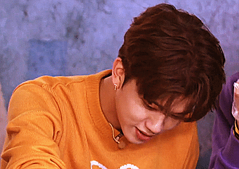 anna-something: Yoo Youngjae laughing hysterically for anonymous ♡