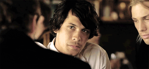 bellarkesbellamy:  Bob Morley in Blinder