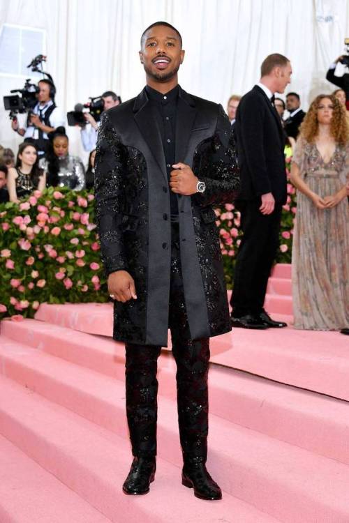 Met Gala Kings Ezra Miller in Burberry; Harry Styles in Gucci; Billy Porter in The Blonds; Ryan Murp