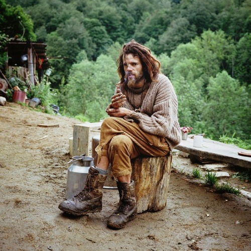 really-shit:  French photographer Antoine Bruy spent three years (2010 - 2013) aimlessly&n