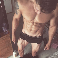 guyscandy:  .