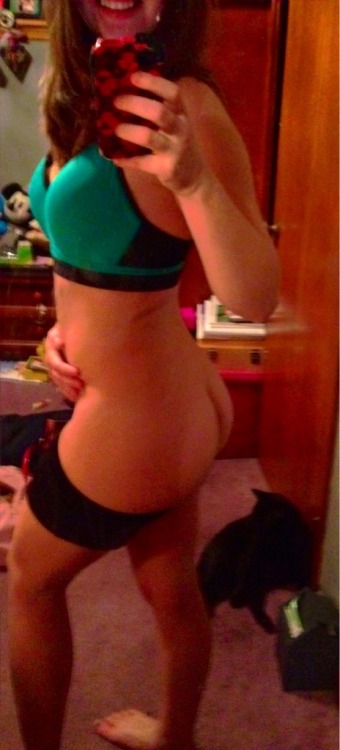reddlr-gonewild:  [f] my ass after a long day at dance ;)