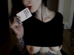 weedissotight:  im online playing cards against