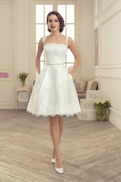 weddinggowns532:  Lovely Spaghetti Straps Knee-length Satin Bridesmaid Dress 