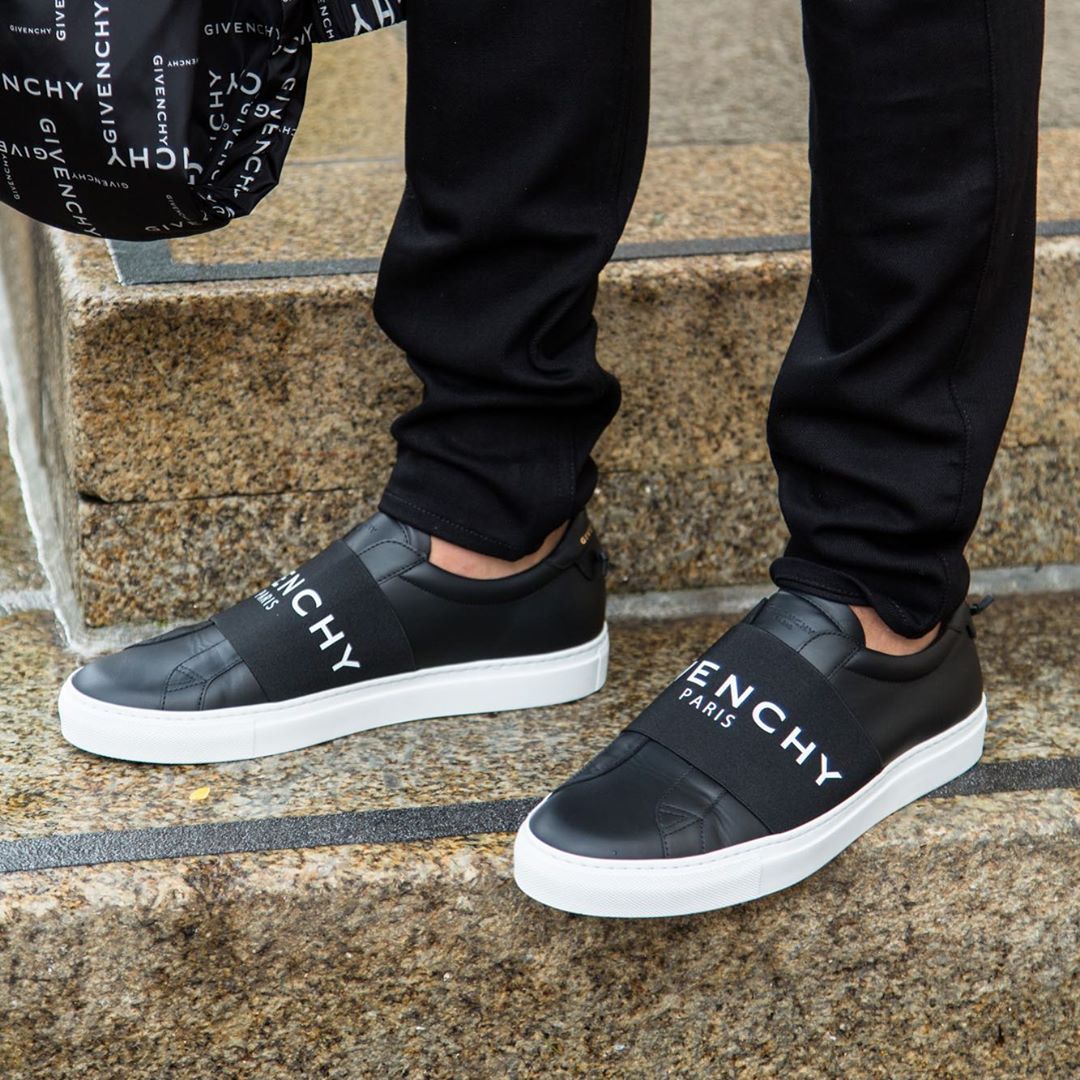 slip on givenchy homme