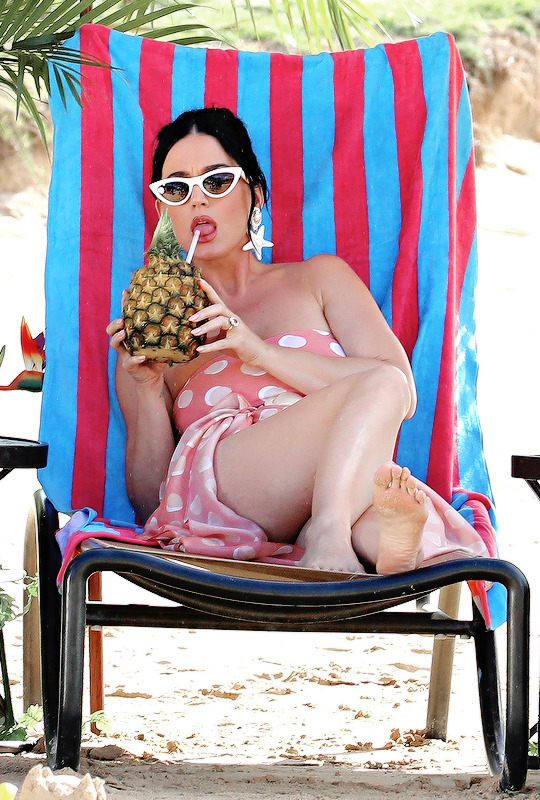 katy perry hot pics