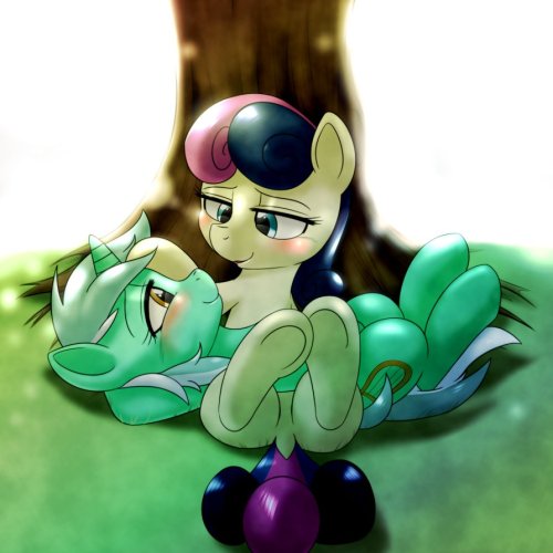 lyralovesbonbon:Best friend? by Behind-Space  <3