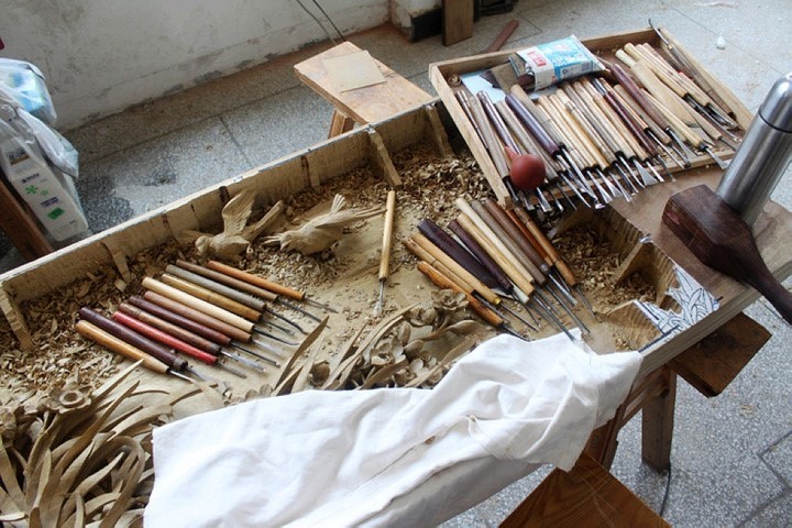 orientallyyours:  The folk handicraft, Dongyang woodcarving 東陽木雕, is considered