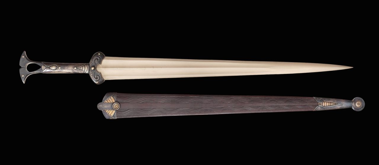 yggdrasill&ndash;:  wearepaladin:  weareloremaster:  art-of-swords:  Handmade