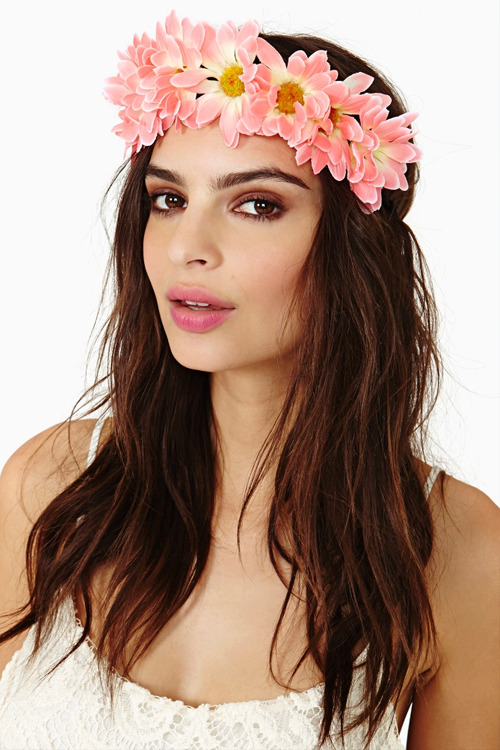 Emily Ratajkowski for Nasty Gal 