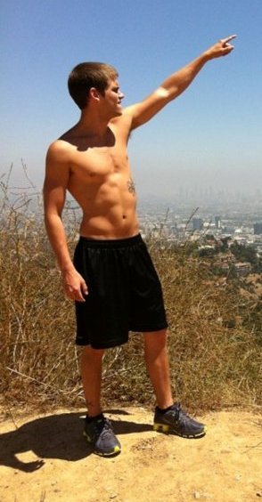 Tony Oller - MKTO Hot Muscle Jock Pop Singer http://hotmusclejockguys.blogspot.com/2014/06/tony-oller-mkto.html