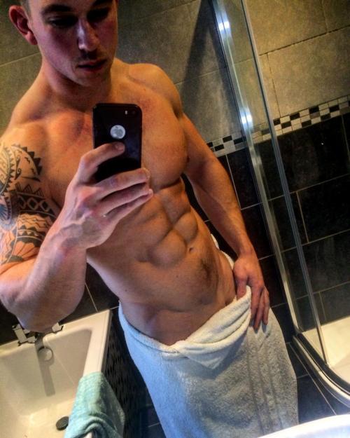 lumbrjax:  Instagram user @craigmortonfitness http://ift.tt/1NDskAO