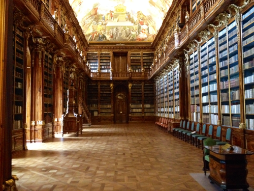 The splendor of Strahov Library I am typing this while looking at the building where these images we