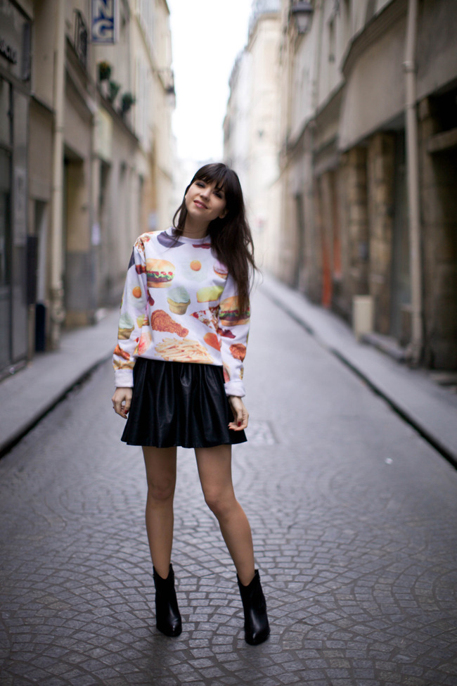 what-do-i-wear:  Rook Fast Food Crew Sweatshirt / Hearts &amp; Bows Skirt /
