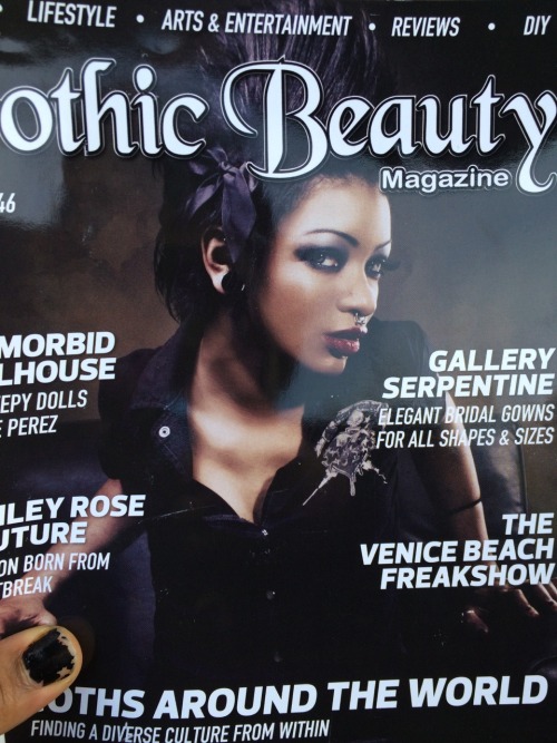 Cookie's Crypt - A black goth made the cover of Gothic Beauty...