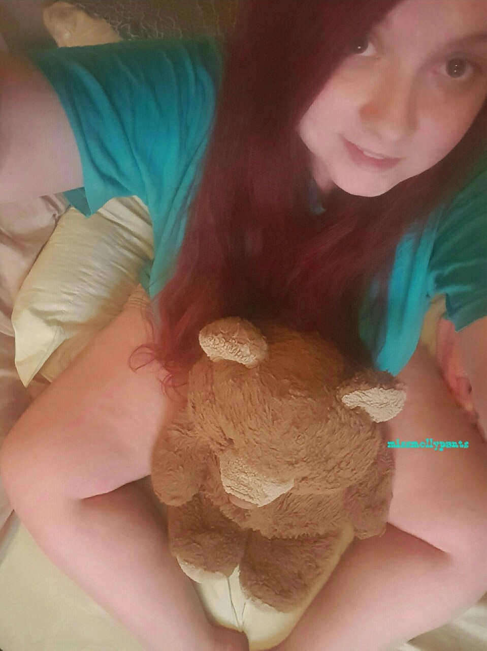 missmollypants:  Not many pictures of me lately, since I started gaining weight.